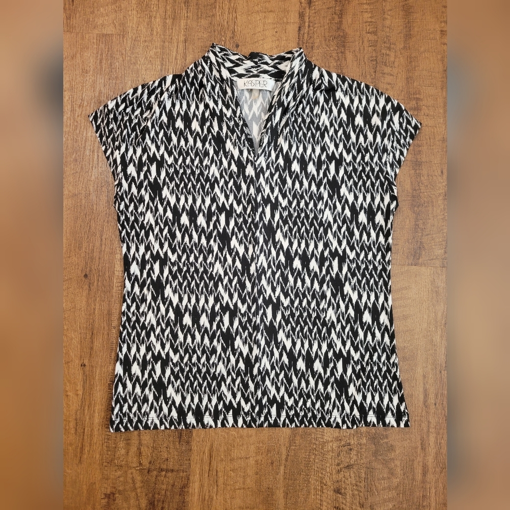 FREE W BUNDLE Kasper cap sleeve blouse